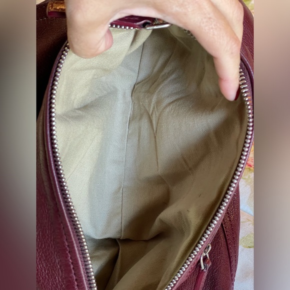 💵SOLD💵 GIVENCHY Metallic Sugar Goatskin Medium Pandora Bordeaux Handbag - Picture 13 of 16